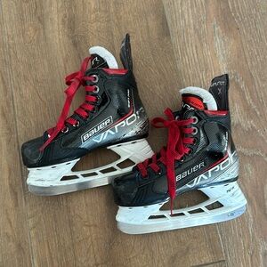 Bauer Vapor X Shift Pro boys skates. Size 11.5.